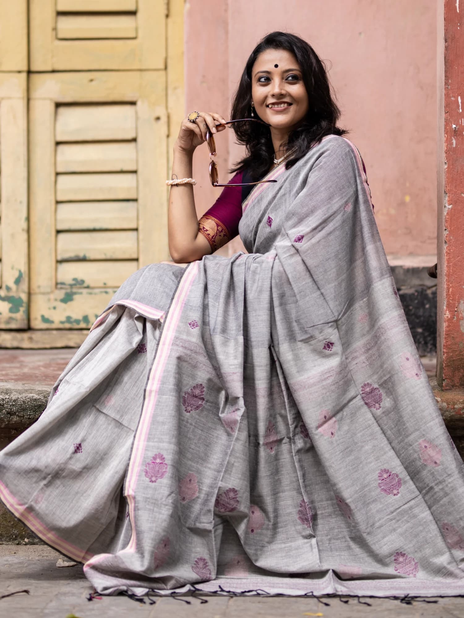 Triveni Ash Pink Matka Tangail Saree view 1